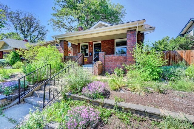 3371 W 35th Ave