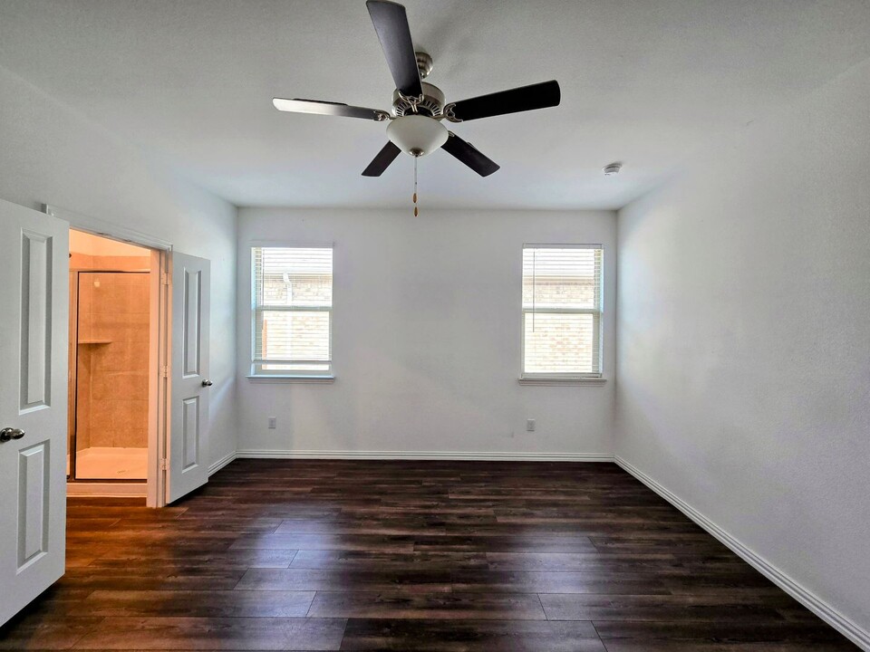 7309 Crepe Myrtle Ave in McKinney, TX - Building Photo