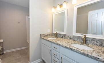 5339 Avery Woods Ln, Unit 5339 Avery Woods Lane in Knoxville, TN - Building Photo - Building Photo