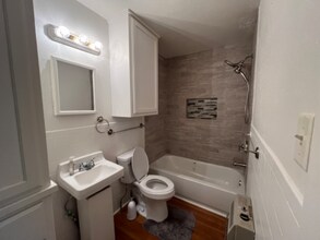 102 E Pecan St in Gunter, TX - Building Photo - Building Photo