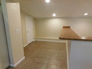 250 Parkerville Rd in Southborough, MA - Building Photo - Building Photo