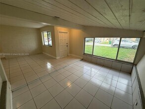 7410 Granada Blvd in Miramar, FL - Building Photo - Building Photo