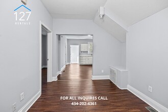 Updated 2BR Duplex with Central Air & Wash in Lynchburg, VA - Building Photo - Building Photo