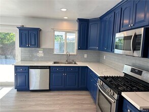 7827 Maynard Ave in Los Angeles, CA - Building Photo - Building Photo