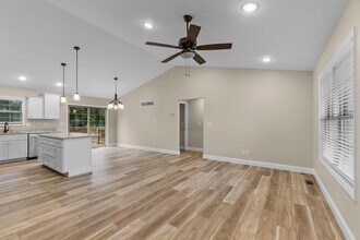 2721 Cortland Dr in Jackson, MO - Building Photo - Building Photo