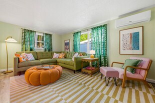 3116 Karen Ave in Largo, FL - Building Photo