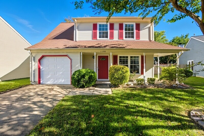 1108 Audubon Ct in Virginia Beach, VA - Building Photo