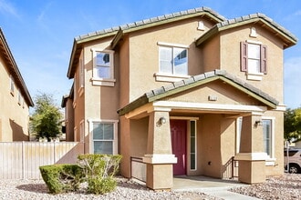 5736 Adanon St in North Las Vegas, NV - Building Photo - Building Photo