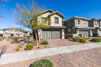 328 Cape Seville Pl in Henderson, NV - Building Photo - Building Photo