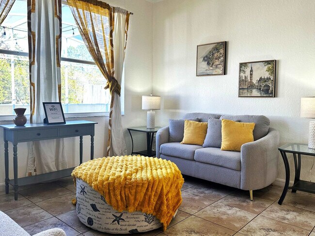 930 Oxford Dr in Davenport, FL - Building Photo - Building Photo