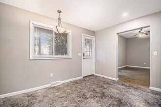 828 4th St NW in Grand Rapids, MI - Building Photo - Building Photo