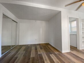 2124-2130 E Florida Street in Long Beach, CA - Foto de edificio - Building Photo