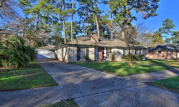 14807 Forest Lodge Dr in Houston, TX - Building Photo - Building Photo