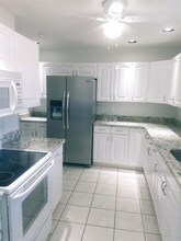 181 NE Wavecrest Way in Boca Raton, FL - Building Photo - Building Photo