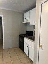 2202 Roosevelt Ave in Macon, GA - Building Photo - Building Photo