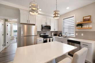 212 Great Loop E Dr in Ottawa, IL - Building Photo - Building Photo