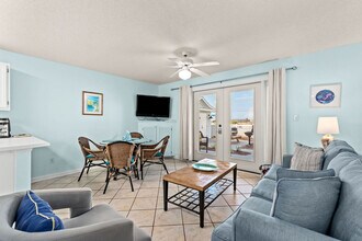 2396 Scenic Gulf Dr in Miramar Beach, FL - Building Photo - Building Photo
