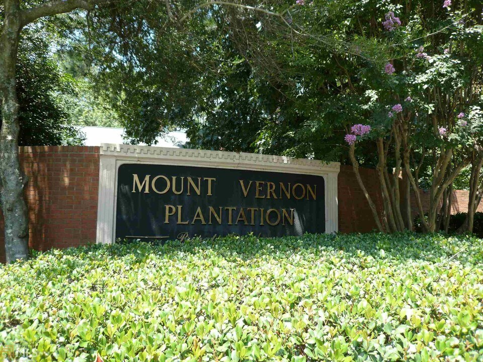 34 Mt Vernon Cir in Dunwoody, GA - Building Photo