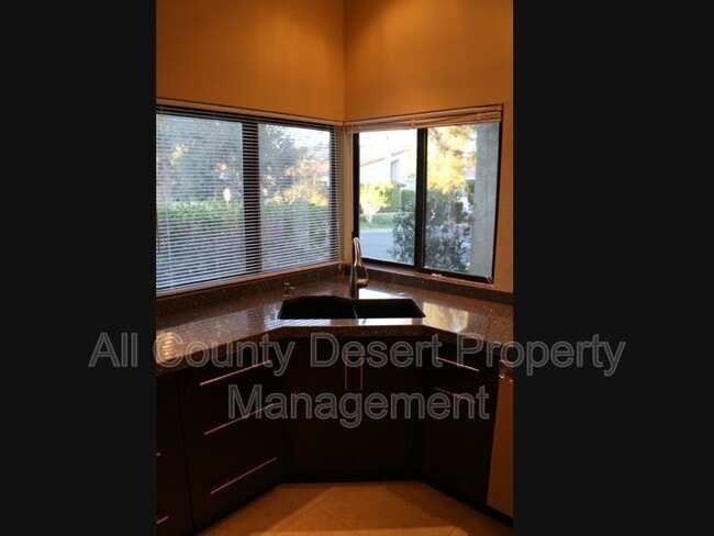 45426 Driftwood Dr in Palm Desert, CA - Building Photo - Building Photo