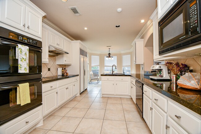 14206 Jade Cove Dr