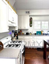 38 Bull St in Charleston, SC - Building Photo - Building Photo