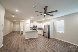166 Benelli Dr in Pooler, GA - Building Photo - Building Photo