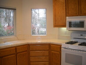 331 Vistamont Dr in Grass Valley, CA - Building Photo - Building Photo