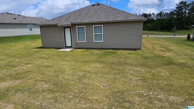 307 Amber Ave in Calera, AL - Building Photo - Building Photo