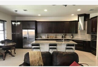 14416 SW 31st St in Miami, FL - Building Photo - Building Photo