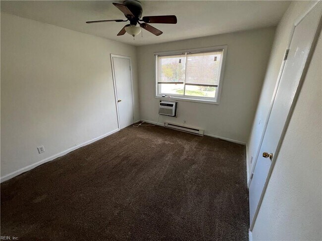 200 Pullman Ave-Unit -3 in Portsmouth, VA - Building Photo - Building Photo