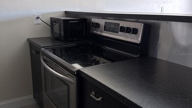 5820 N Church Ave in Tampa, FL - Building Photo - Building Photo