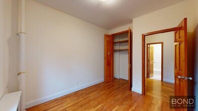 200 Riverside Dr in New York, NY - Building Photo - Building Photo