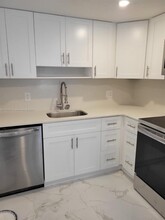 1301 SW 134th Way in Pembroke Pines, FL - Building Photo - Building Photo