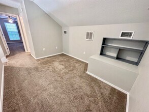 918 Claeven Cir in Fort Walton Beach, FL - Building Photo - Building Photo