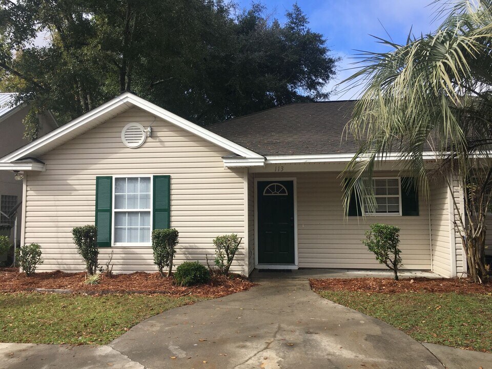113 Leeswood Cir in Brunswick, GA - Building Photo