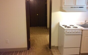 50 Northshore Rd in Lake Oswego, OR - Building Photo - Building Photo