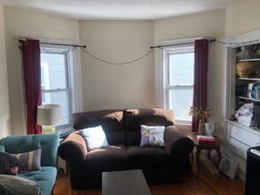 102 Line St in Somerville, MA - Building Photo - Building Photo