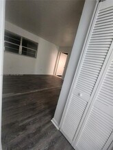 519 NW 8th Ave in Fort Lauderdale, FL - Foto de edificio - Building Photo