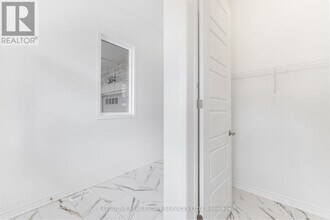 304 Starflower Pl in Milton, ON - Building Photo - Building Photo