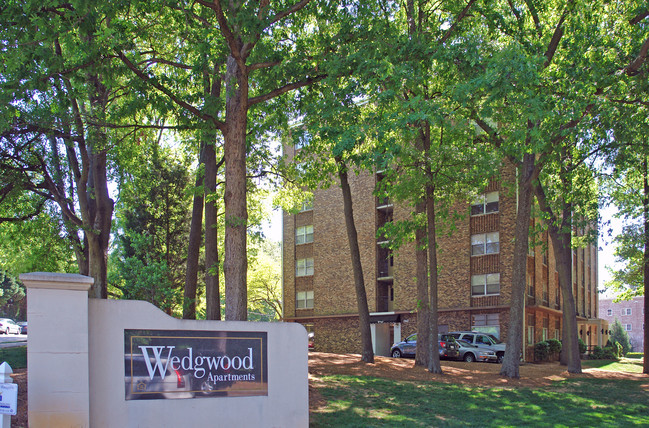 Wedgwood Apartments in Raleigh, NC - Building Photo - Building Photo