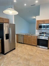 9 Poinfield Pl in Palm Coast, FL - Building Photo - Building Photo