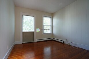 1 Ashford Ct in Boston, MA - Building Photo