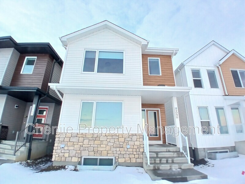 5096 River’s Edge Wy NW in Edmonton, AB - Building Photo