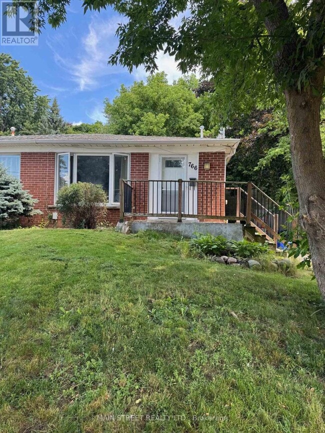 property at 766 Sunnypoint Dr