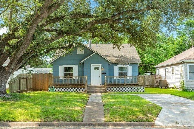 property at 405 13th Ave N