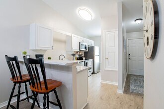 8140 Heirloom Dr in Pensacola, FL - Building Photo - Building Photo