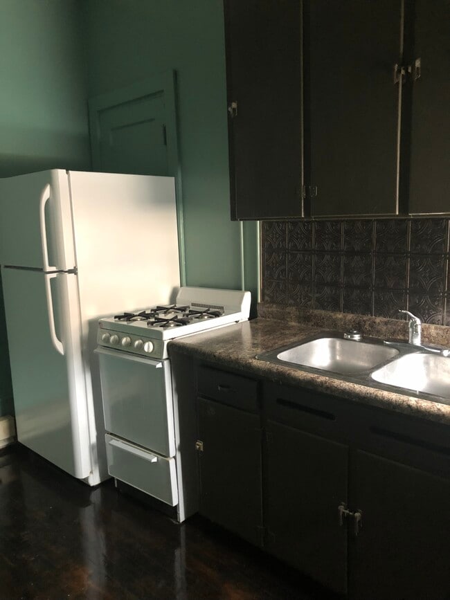 property at 304 N Main St