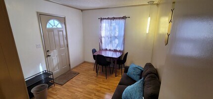 20933 Blythe St in Los Angeles, CA - Building Photo - Building Photo