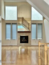 166 La Quinta Ct in Holmdel, NJ - Building Photo - Building Photo