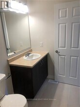 277 Squadron Cres in Ottawa, ON - Building Photo - Building Photo